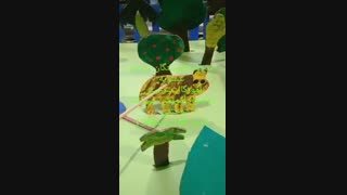 حیوانات وحشی. خانم سرخیلی