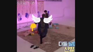وقتی جونگ کوک جای چیمی رو کش میره :| !!(ویکوک / کوکوی / bts / taekook / vkook )