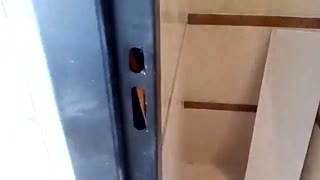 نمای درب ضد سرقت قبل از نصب قفل دیجیتال