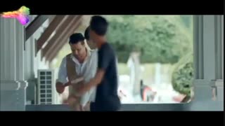 فیلم کمدی چهار انگشت ، دست فروشی ایستاده (جواد عزتی) در کامبوج!