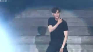 دنس لی جونگ سوک عشقم عاشقتم جونگی.... تنها کسی هستی که هنوزم دلم ازش سیاه نشده